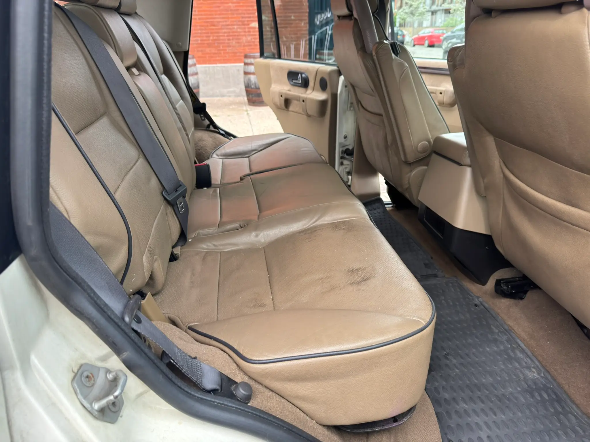 interior-rear-seat-car-seat-impressions
