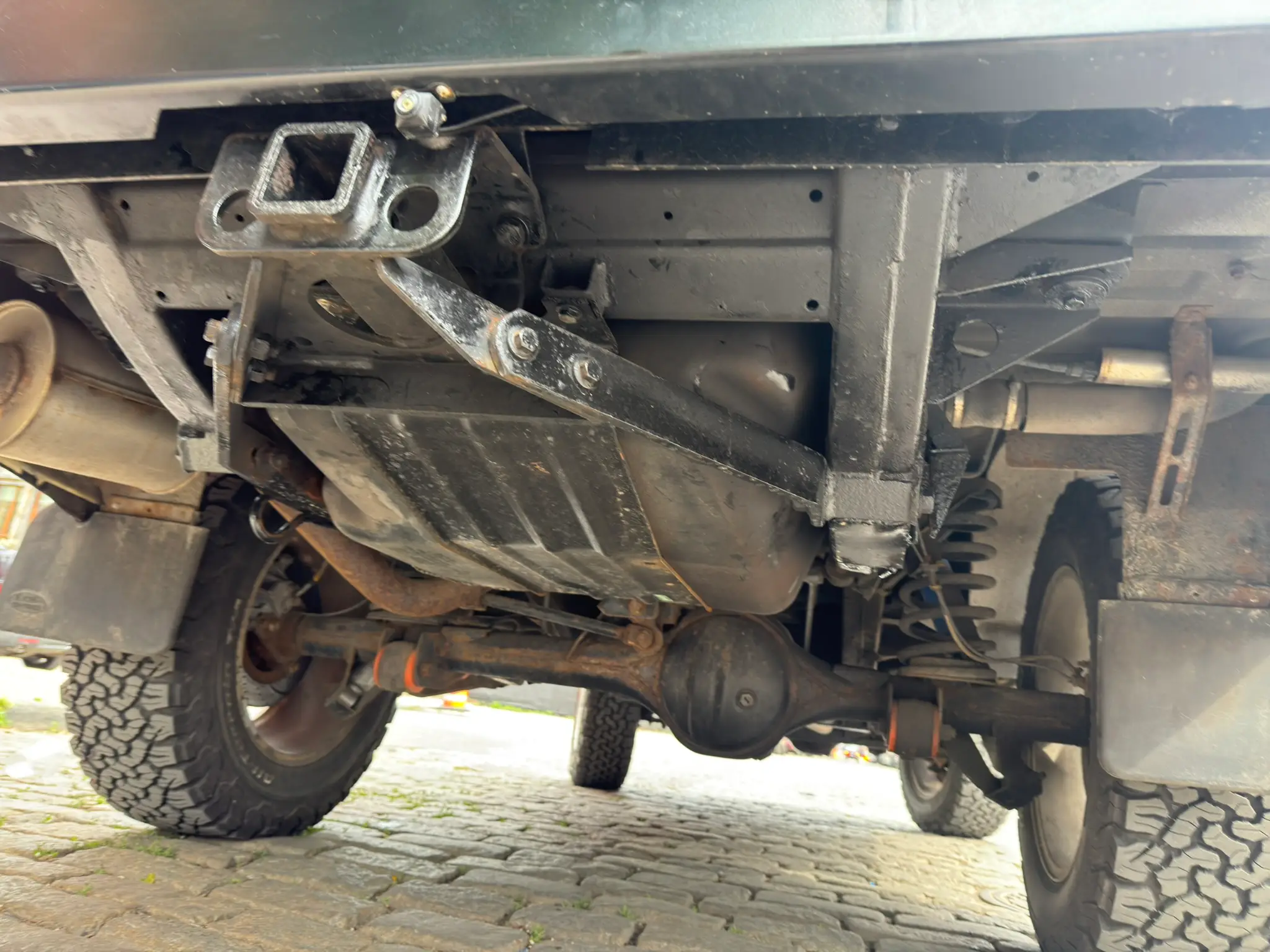 rear-under-full