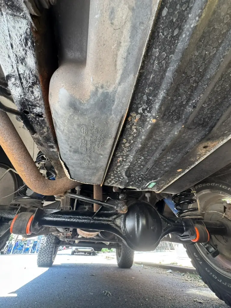 rear-under-full
